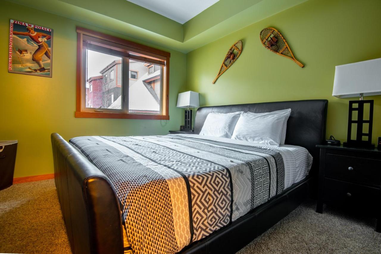 Renovated Condo, 2Br, 2Ba, Heated Pool, 3 Hot Tubs, Pets Welcome! 캔모어 외부 사진