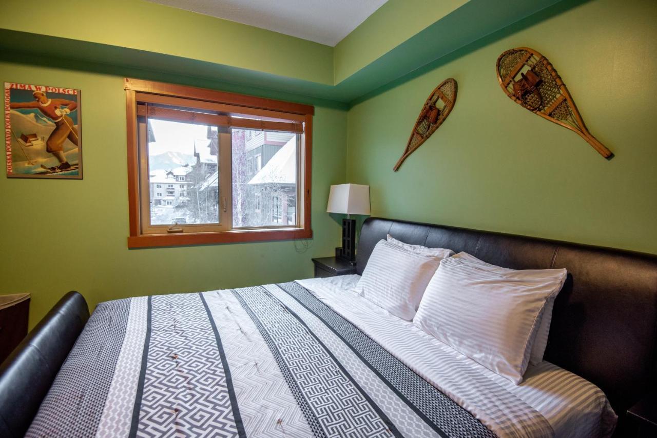 Renovated Condo, 2Br, 2Ba, Heated Pool, 3 Hot Tubs, Pets Welcome! 캔모어 외부 사진