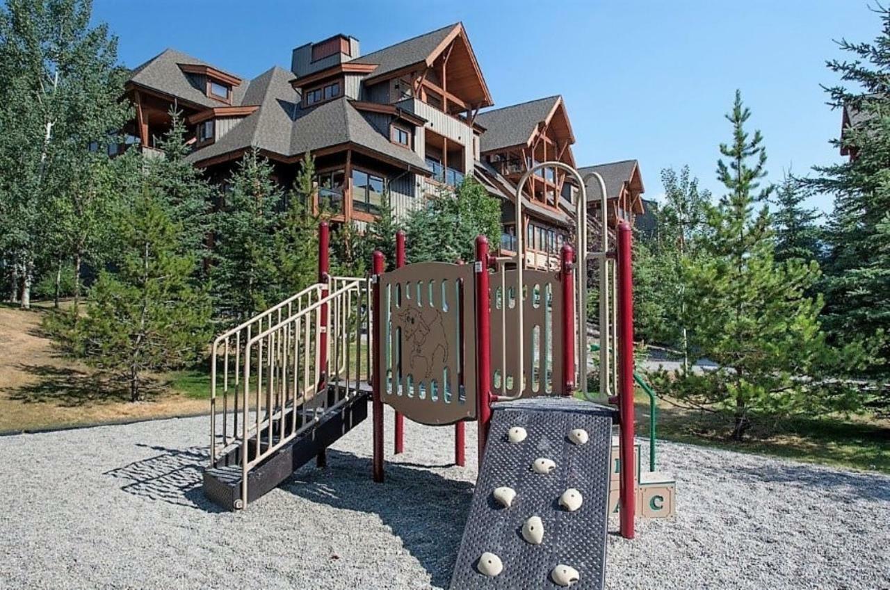 Renovated Condo, 2Br, 2Ba, Heated Pool, 3 Hot Tubs, Pets Welcome! 캔모어 외부 사진